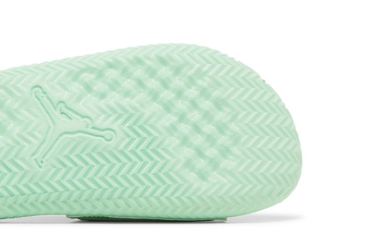 Jordan Play Slide Tourmaline Pistachio Frost White