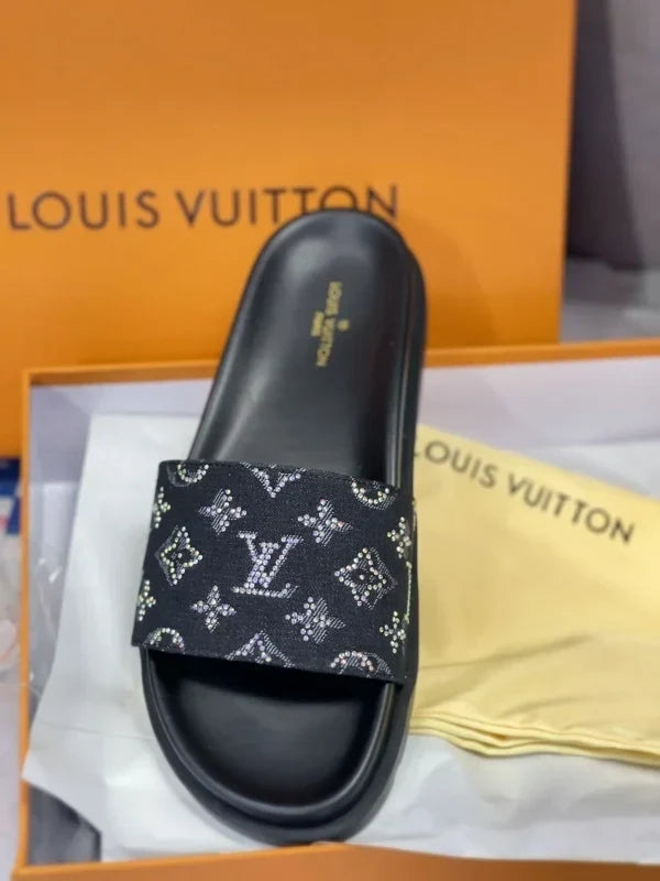 Louis Vuitton Men Slides