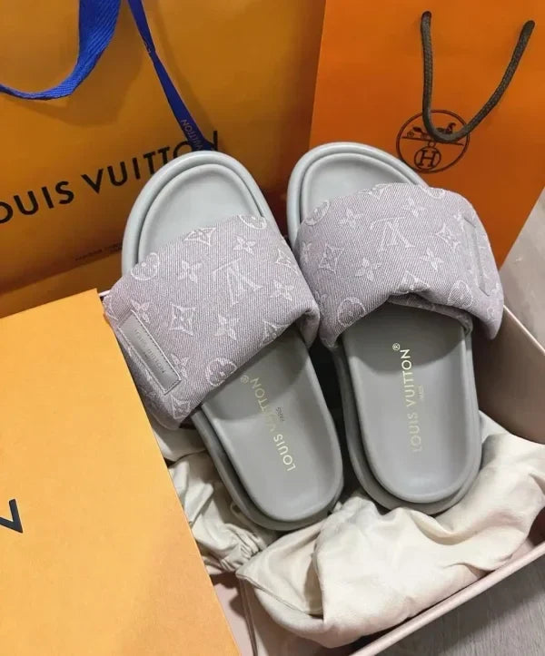 Louis Vuitton Monogram Pool Pillow Flat Comfort Mule