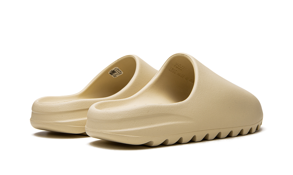 Yeezy Slide "Bone 2022" FZ5897