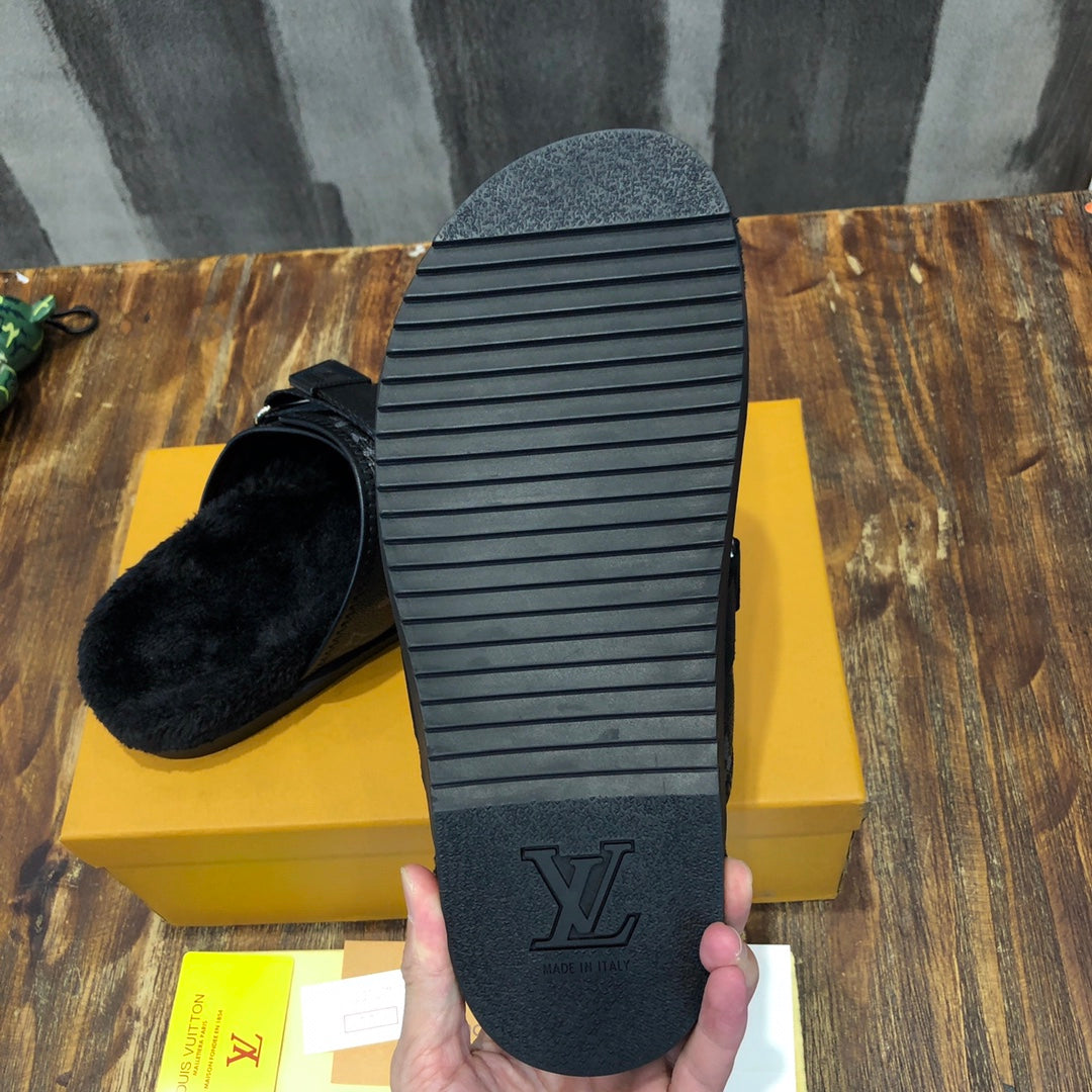 Louis Vuitton Slide