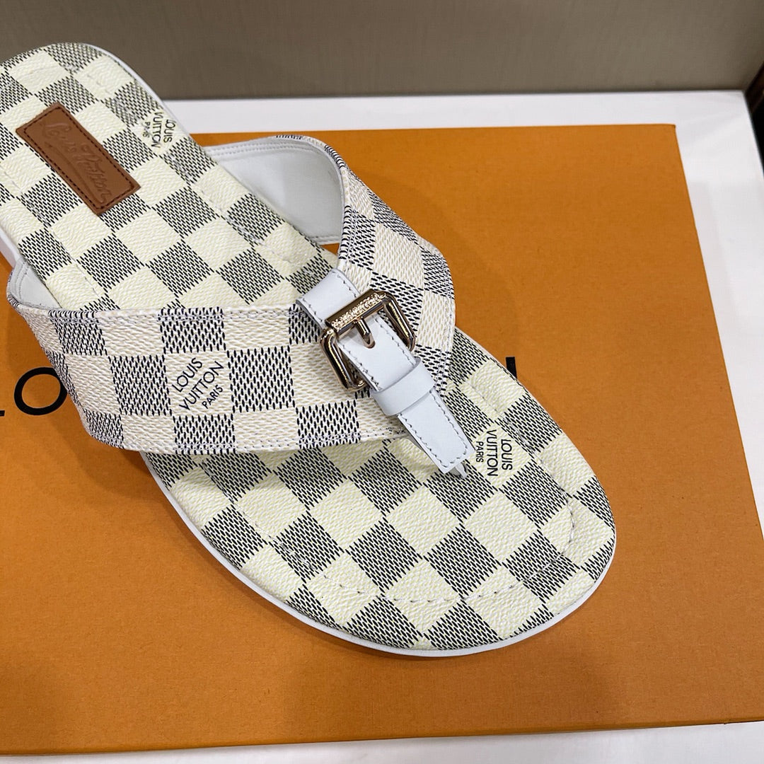 Louis Vuitton Men Slippers