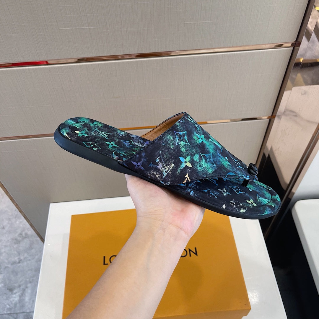 Louis Vuitton Men Slippers