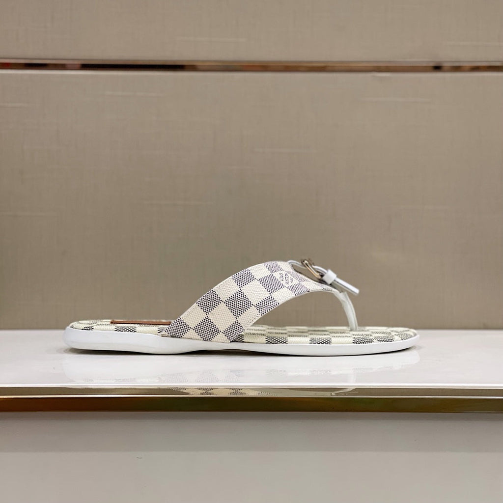 Louis Vuitton Men Slippers