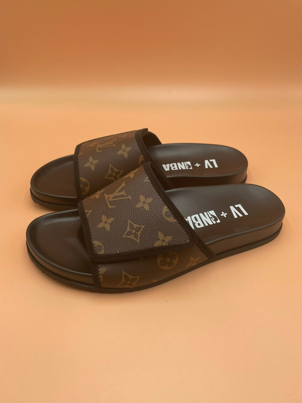 Louis Vuitton Men Slides