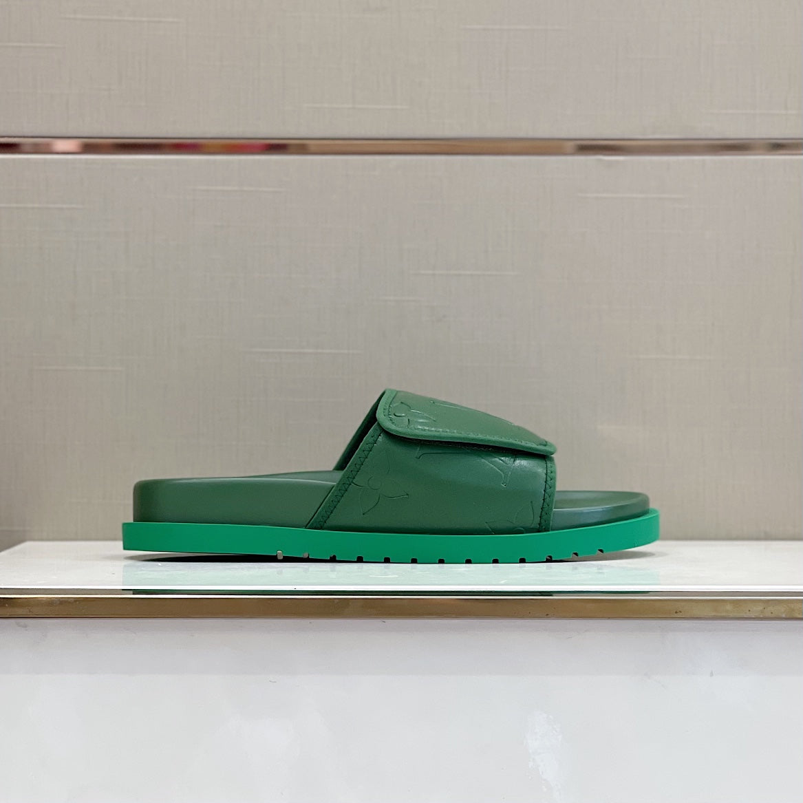 Louis Vuitton Miami Mule (Men Slippers)