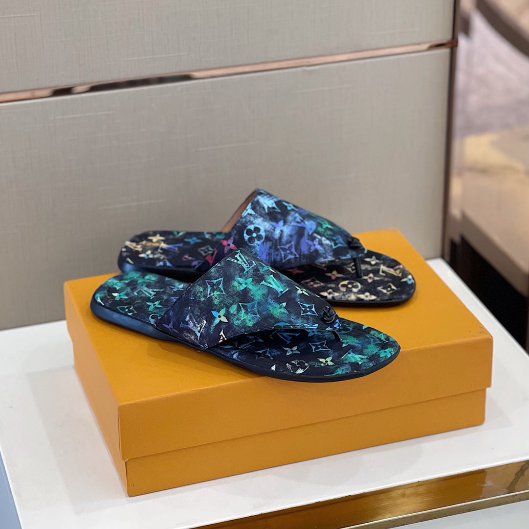 Louis Vuitton Men Slippers