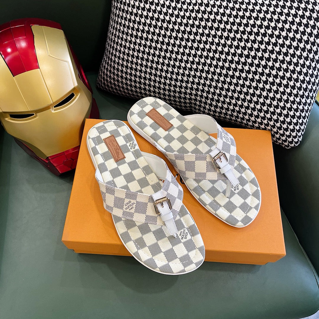Louis Vuitton Men Slippers