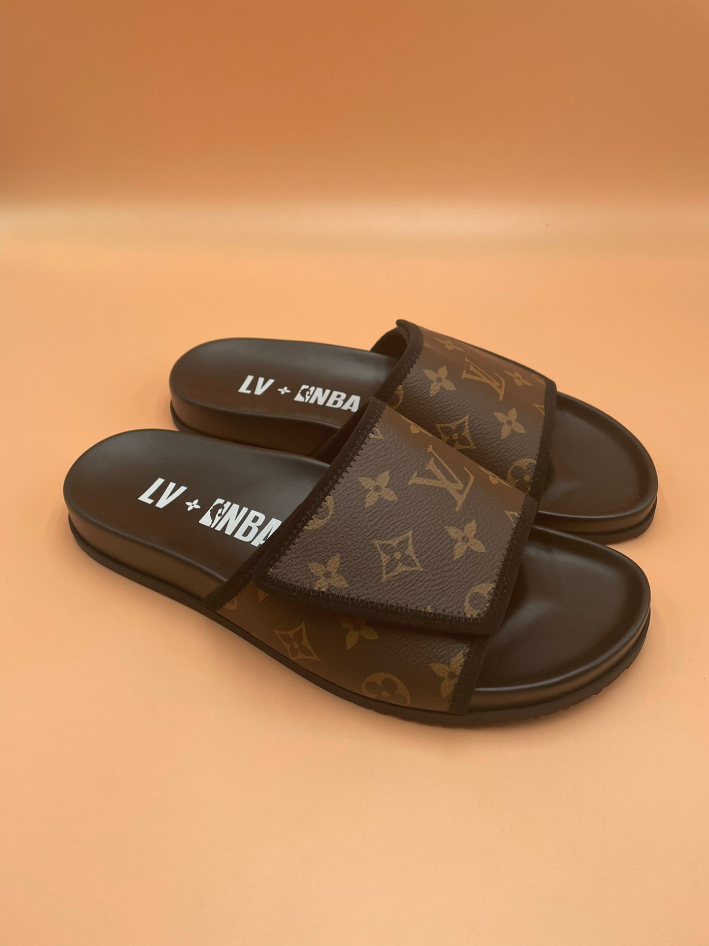Louis Vuitton Men Slides