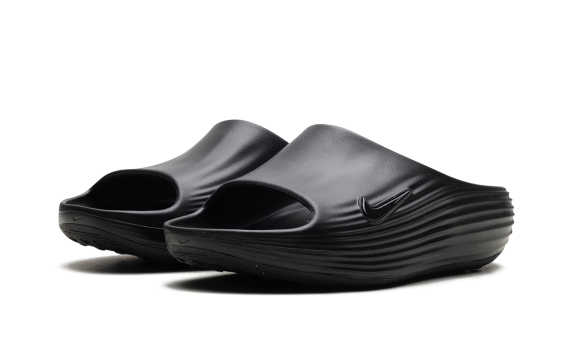 ReactX Rejuven8 Slide "Triple Black" HV4479 001