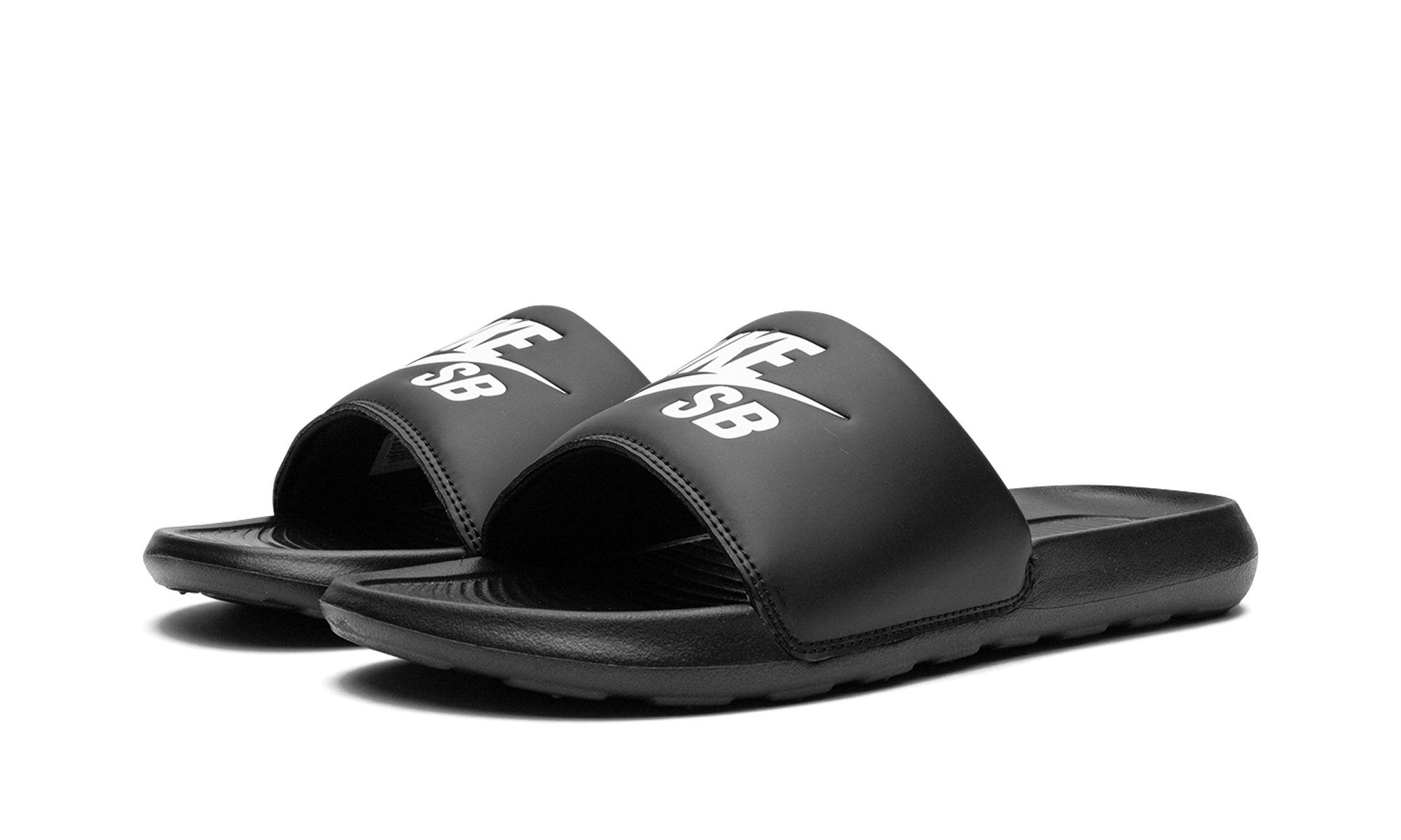 SB Victori One Slide "Black White" DR2018 001